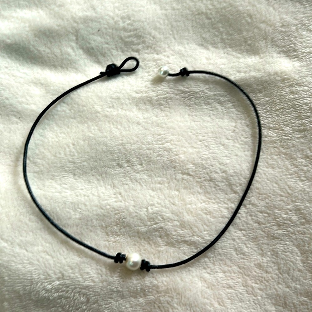 Pearl Necklace/ Choker